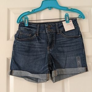 SO women's jean shorts - size 9